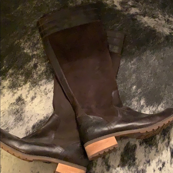 Timberlands - Picture 2 of 3